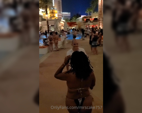 Mrs. Cake 757 aka mrscake757 - 10-06-2021 OnlyFans Video - Encore Beach Club in Vegas