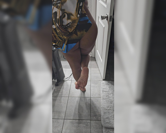 Mrs. Cake 757 aka mrscake757 - 01-19-2024 OnlyFans Video - Brown Sugar_3me1