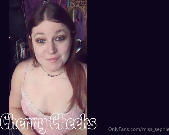 Miss Sephie aka miss_sephie - 11-21-2022 OnlyFans Video - While Im working on my customs again this week, have some of my other free ones_pyjy