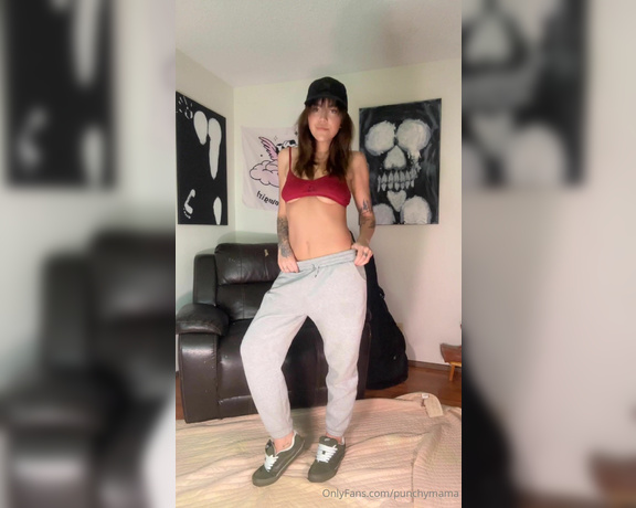 Punchy Mama aka punchymama - 04-16-2024 OnlyFans Video - Ill always find a way to tease  even in sweats