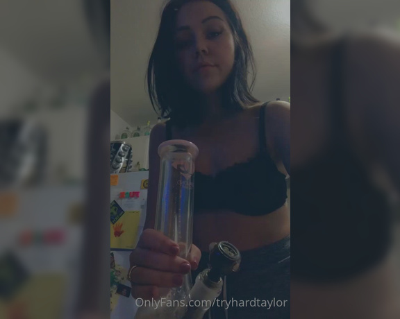 Punchy Mama aka punchymama - 01-09-2021 OnlyFans Video - Little morning rip