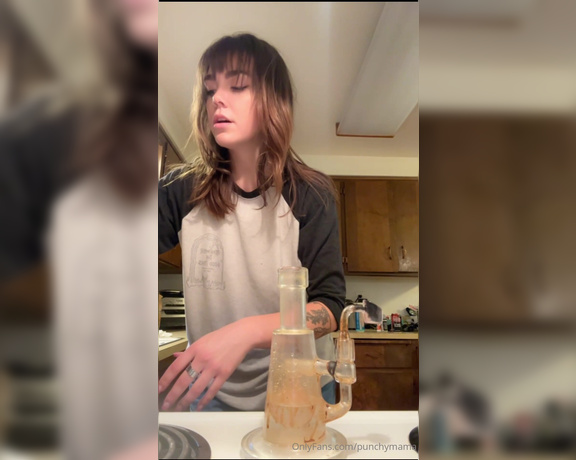 Punchy Mama aka punchymama - 09-14-2024 OnlyFans Video - Some Stoner Content New Dabs This Oregon weed is the shit