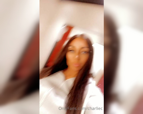 Charlie C aka charliec - 06-20-2020 OnlyFans Video - Underboob