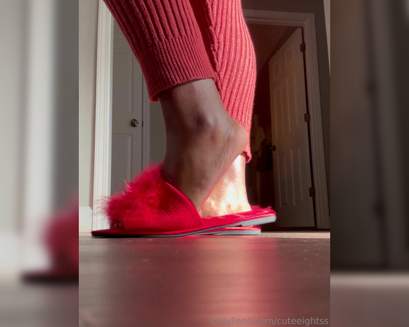 CuteEightss aka cuteeightss - 12-13-2023 OnlyFans Video - New slippers