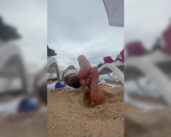 CuteEightss aka cuteeightss - 03-23-2024 OnlyFans Video - Missing the beach