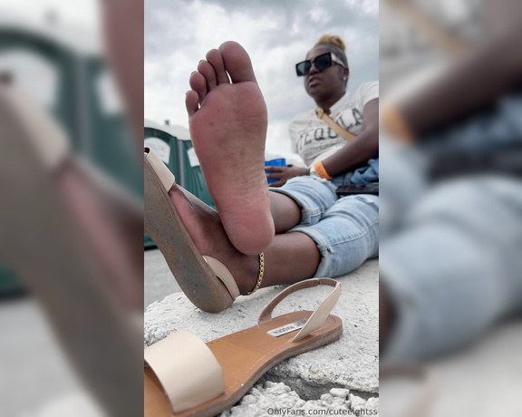 CuteEightss aka cuteeightss - 05-02-2024 OnlyFans Video - Seafood festival, chilling with cuzzo enjoying the nice weather