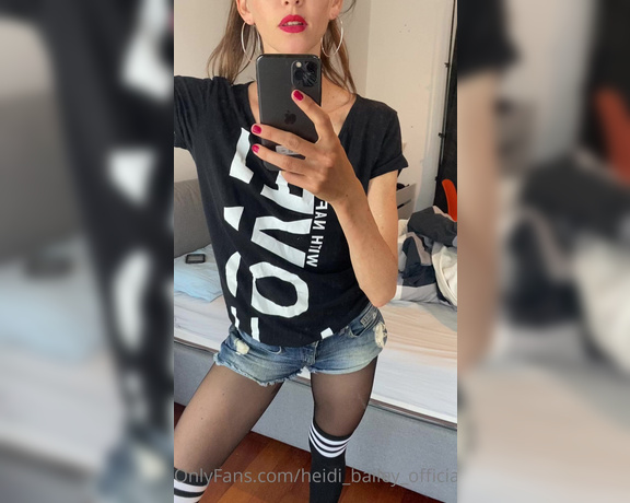 Heidi Bailey Official aka heidi_bailey_official - 06-01-2021 OnlyFans Video - I love this outfit