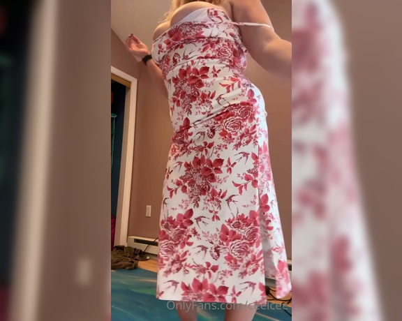 Celia aka Ceelcee OnlyFans - I’m taking a quick working vacation next week so I had to try on some dresses and things This week