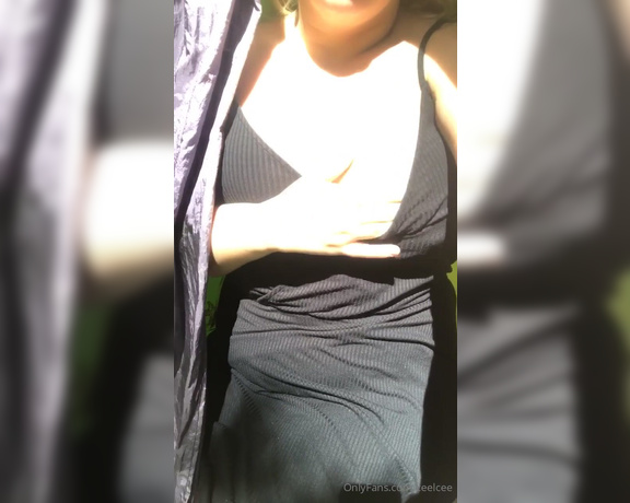 Celia aka Ceelcee OnlyFans - [1 minute] Want to lay in the hammock with me and soak up the sun I make a fantastic pillow