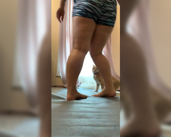 Celia aka Ceelcee OnlyFans - [137 minutes] I promise to be the most entertaining yoga teacher you’ve ever had  Part 1 This is