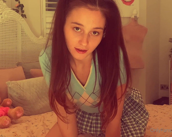 Florescent aka Florescent OnlyFans - MATHS HOMEWORK I thought a Roleplay Ive never done would be fun here u goo More videos 1