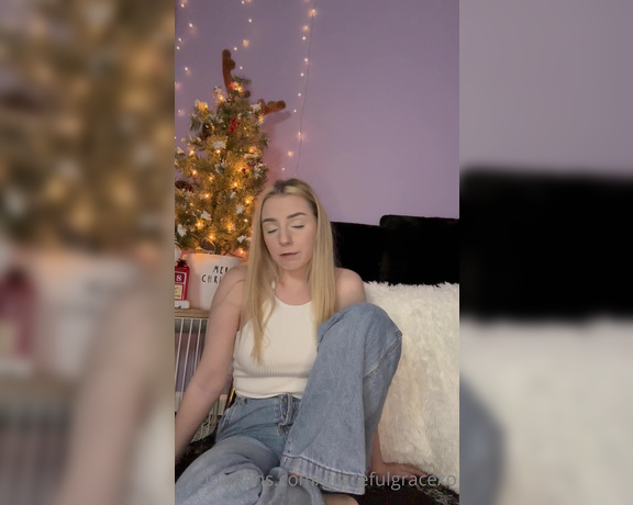 GracefulgraceXO aka Gracefulgracexo OnlyFans - HUMILIATION! Step bro is confronted about being subbed to the of page (Sorry for the audio my mic