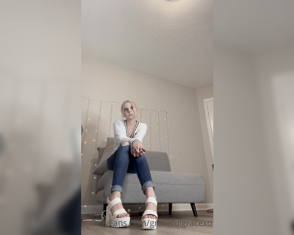 GracefulgraceXO aka Gracefulgracexo OnlyFans - Working on my giantess so here’s a little clip from yesterday