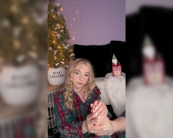 GracefulgraceXO aka Gracefulgracexo OnlyFans - ITS BEGINNING TO LOOK A LOT LIKE… FOOT PORN IN CHRISTMAS OUTFITS I hope everyone has an awesome