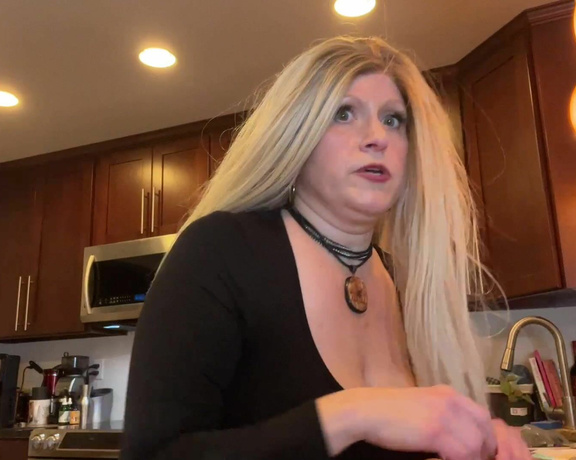 TabithaXXX - DINNER at MY PLACE. BE HERE at VORE-HD