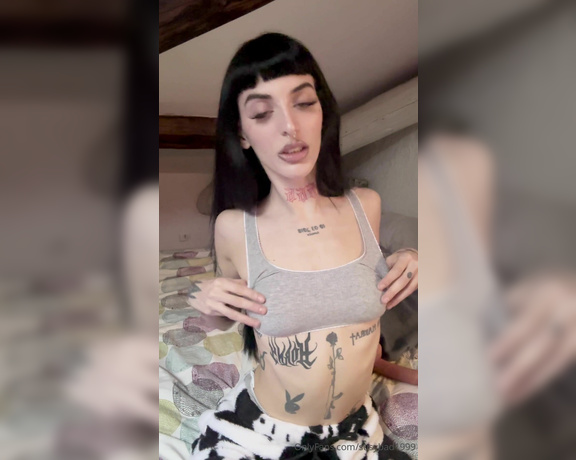 Borderlady aka susybad1999 - 12-03-2024 OnlyFans Video - Secondo regalo di questo dicembre Non sono amante del Natale  ma per voi questo ed