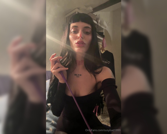 Borderlady aka susybad1999 - 12-21-2024 OnlyFans Video - Buon fine settimana