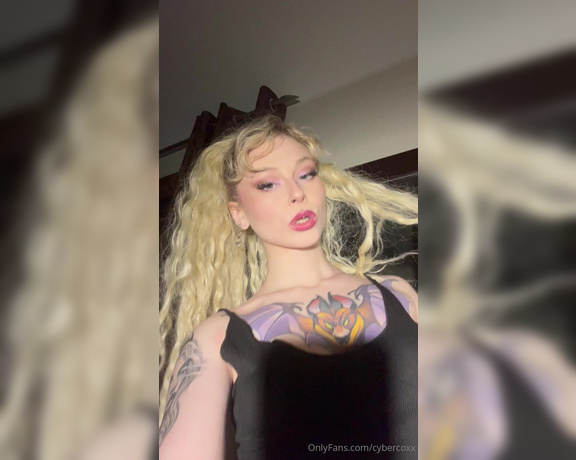 Cyber Coxx aka cybercoxx - 04-20-2024 OnlyFans Video - troppo horny questo video