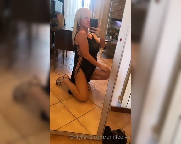 Elena mua aka umilediva - 11-07-2021 OnlyFans Video - Così vi piace_8uly