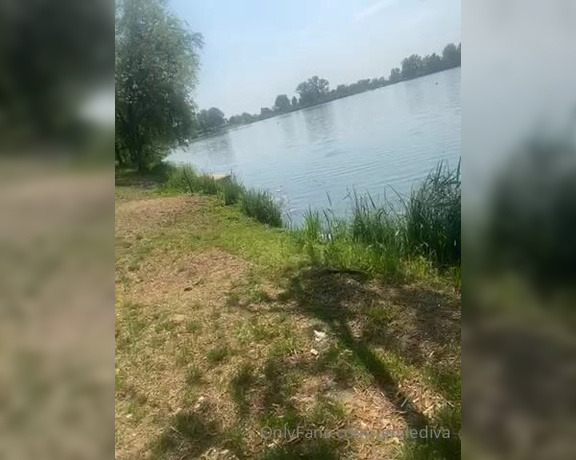 Elena mua aka umilediva - 04-29-2022 OnlyFans Video - Ascoltate audio la domanda è per tutti