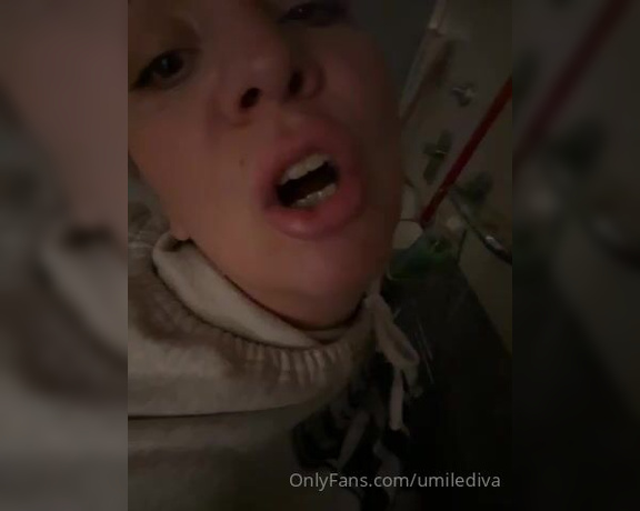 Elena mua aka umilediva - 11-25-2022 OnlyFans Video - Oooooo