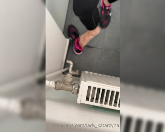 Lady_Katarzyna aka lady_katarzyna - 06-02-2023 OnlyFans Video - Another gym socks sold