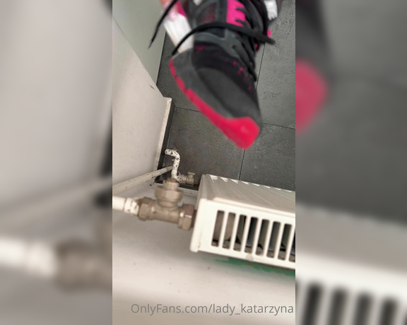 Lady_Katarzyna aka lady_katarzyna - 06-02-2023 OnlyFans Video - Another gym socks sold