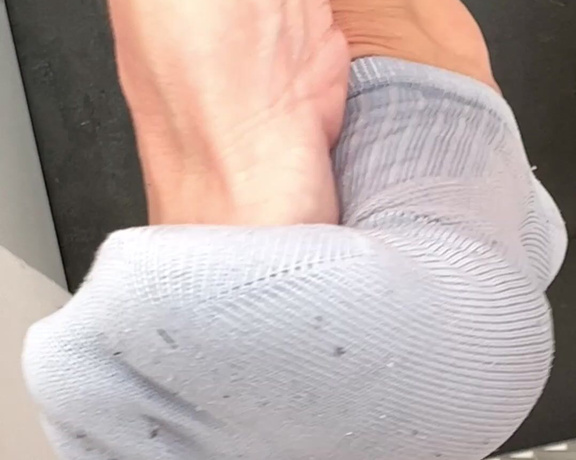 Lady_Katarzyna aka lady_katarzyna - 08-04-2023 OnlyFans Video - Post gym socks