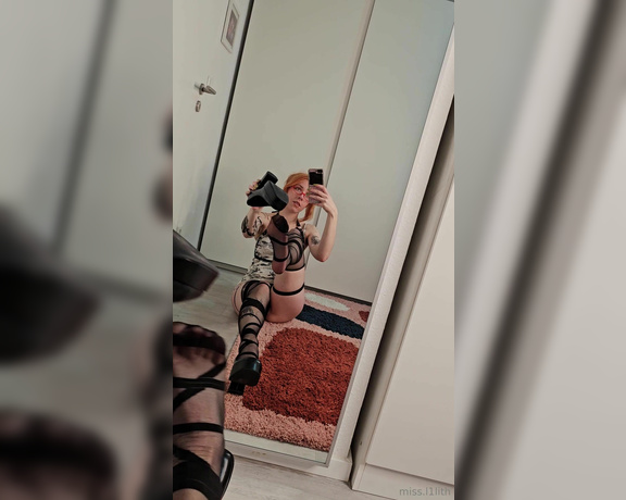 Miss Lilith aka miss.l1lith - 12-07-2024 OnlyFans Video - Came back from a party and have a big need for a foot massage now