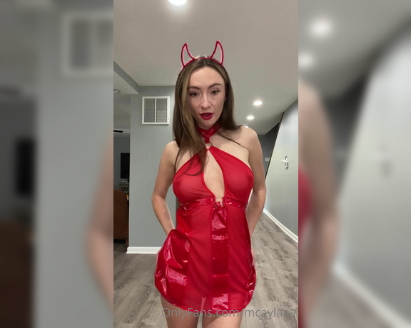 Cayla Bri aka caylabri - 10-11-2021 OnlyFans Video - Shes a VERY KINKY girl