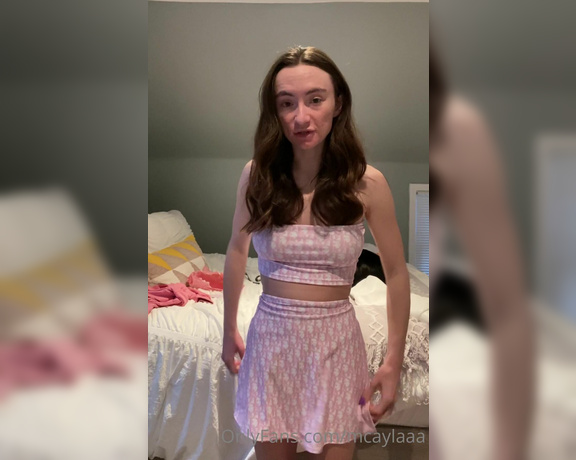 Cayla Bri aka caylabri - 03-16-2021 OnlyFans Video - Chatty no makeup try on haul Showing you my BIRTHDAY OUTFIT CHOICES  April 2nd tell