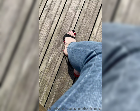 Heels of mine aka heelsofmine - 04-30-2023 OnlyFans Video - Walking in jeans and heels