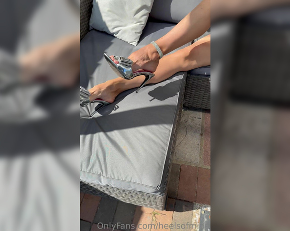 Heels of mine aka heelsofmine - 06-06-2023 OnlyFans Video - As per request, silver mules