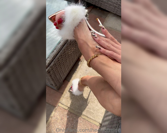 Heels of mine aka heelsofmine - 07-20-2023 OnlyFans Video - These white fluffy heels are so posh