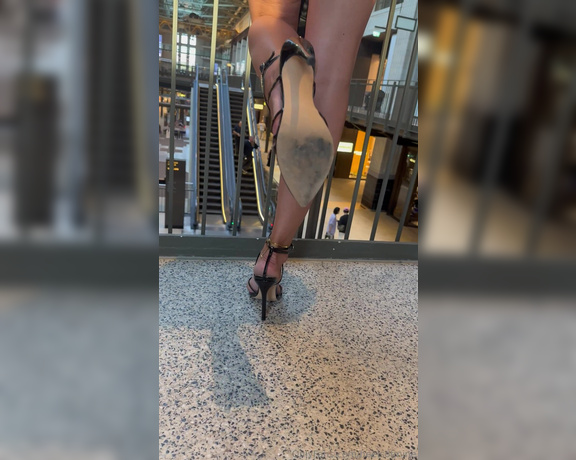 Heels of mine aka heelsofmine - 09-08-2023 OnlyFans Video - How about teasing in public