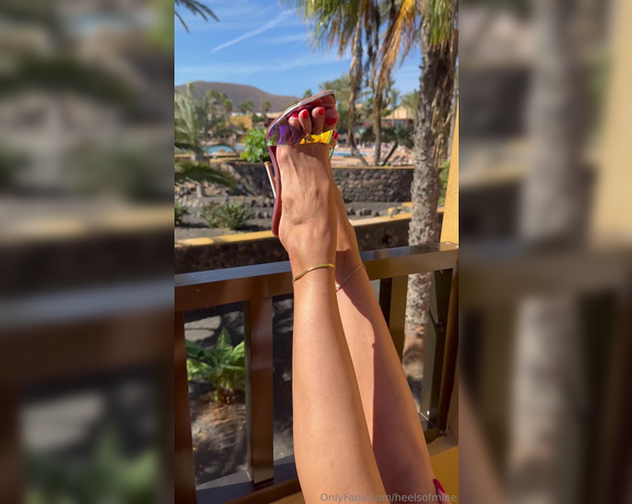 Heels of mine aka heelsofmine - 12-07-2023 OnlyFans Video - I love these mules in the sun