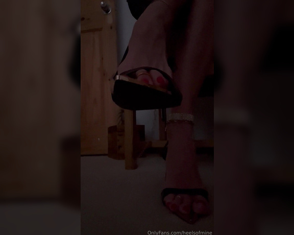 Heels of mine aka heelsofmine - 03-14-2024 OnlyFans Video - Late night recording for my fan