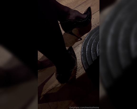 Heels of mine aka heelsofmine - 05-02-2024 OnlyFans Video - Night out