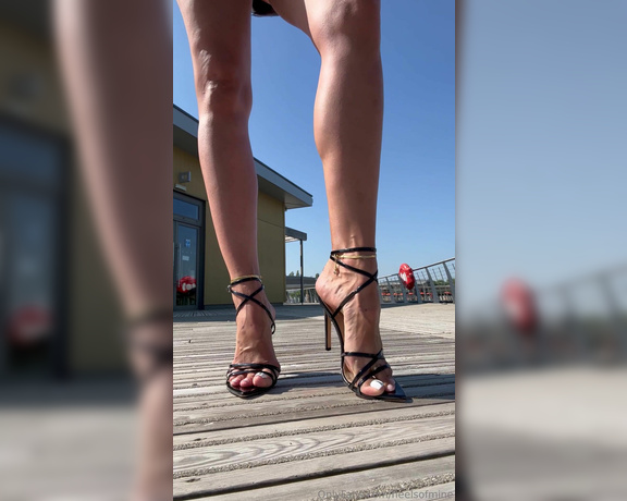 Heels of mine aka heelsofmine - 07-09-2024 OnlyFans Video - Little bit of show off on my break