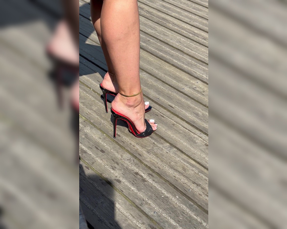 Heels of mine aka heelsofmine - 07-15-2024 OnlyFans Video - How was your weekend Did you miss me