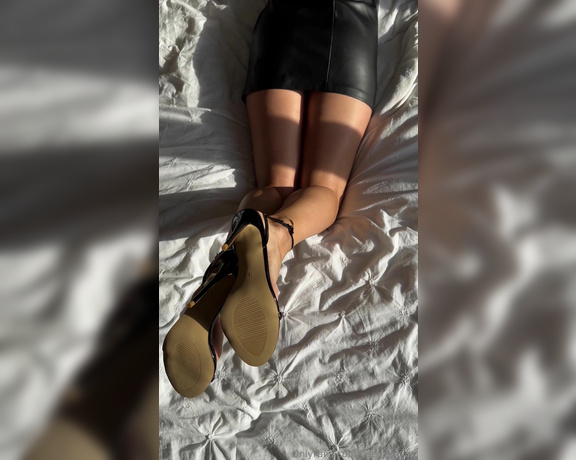 Heels of mine aka heelsofmine - 11-14-2024 OnlyFans Video - Just as you like