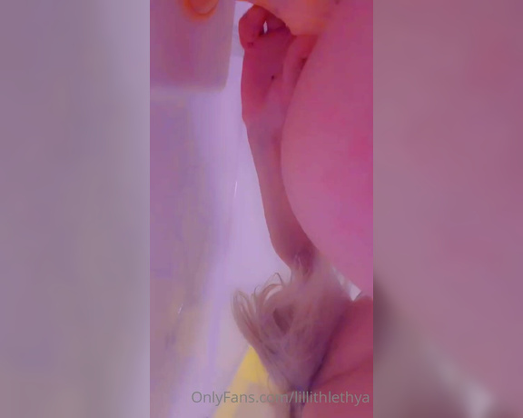 Lillith Lethya aka lillithlethya - 11-06-2020 OnlyFans Video - I cum glitter_2g1a