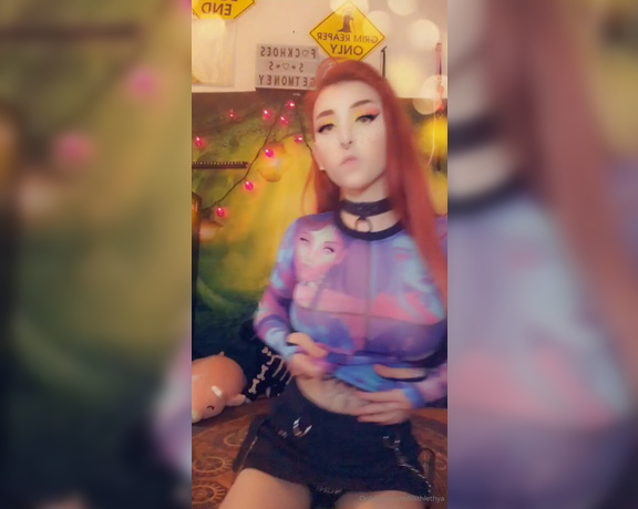 Lillith Lethya aka lillithlethya - 04-23-2020 OnlyFans Video - very see_through, I think more see_through than the other outfit