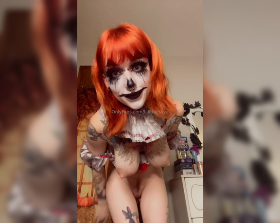 Lillith Lethya aka lillithlethya - 11-03-2024 OnlyFans Video - Doin my little clown dance Look at the little surprise