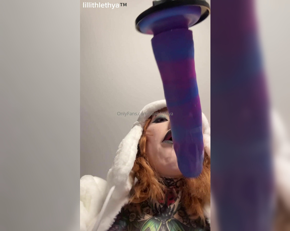 Lillith Lethya aka lillithlethya - 12-19-2024 OnlyFans Video - Practicing deepthroating  howd I doTip me if I did good  praise kink go brrr