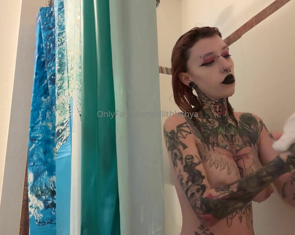 Lillith Lethya aka lillithlethya - 12-08-2024 OnlyFans Video - POV youre spying on your goth gf showering