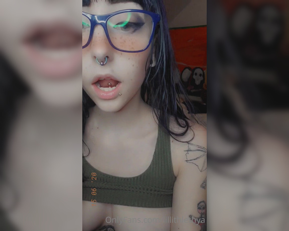 Lillith Lethya aka lillithlethya - 06-15-2020 OnlyFans Video - first toy, whatchya think