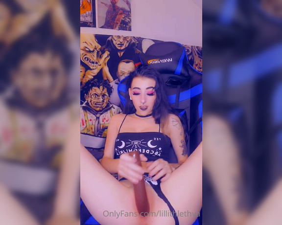 Lillith Lethya aka lillithlethya - 07-23-2020 OnlyFans Video - testing out one of my new vibrators  its too big