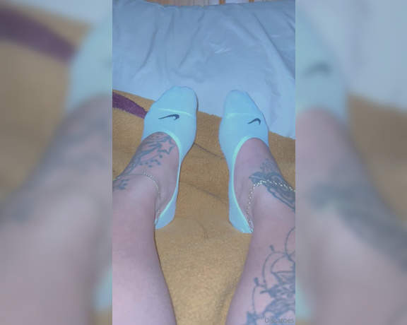 Dissa aka dissatoes - 06-20-2024 OnlyFans Video - New pedi color reveal What do you think