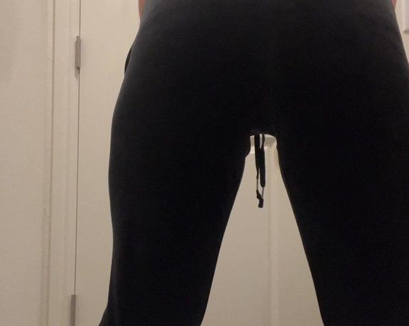 GasGoddess aka goddess4gas - 10-30-2023 OnlyFans Video - These pants are sooo comfy